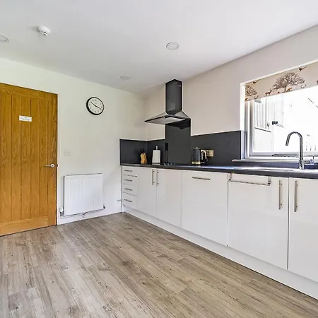 Rowan - Woodland Bowness-on-Windermere