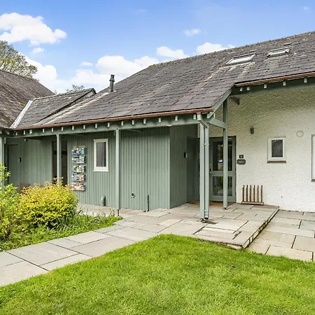 Rowan - Woodland Holiday home
