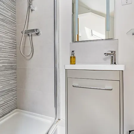 Rowan - Woodland Bowness-on-Windermere